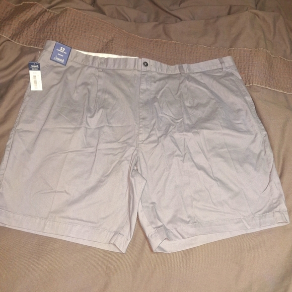 Roundtree and Yorke BigMan Classic Fit pleated Gray Men's Shorts in a 52. - Picture 1 of 7